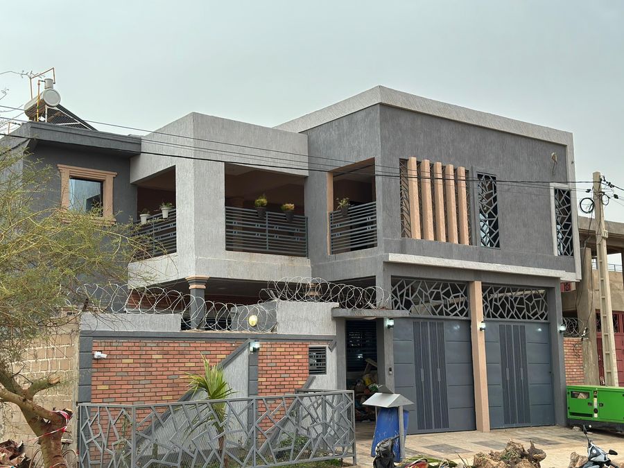 Villa R+1 contemporaine — photo 1